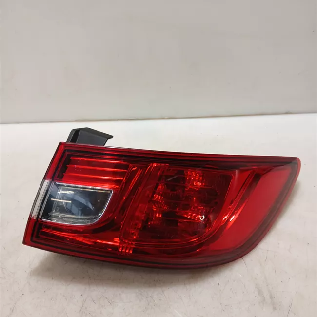 Fanale posteriore parte esterno destro