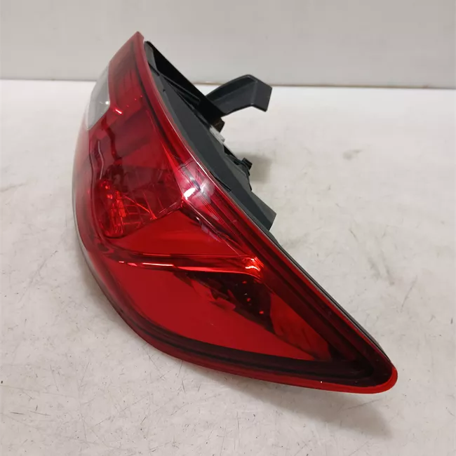 Fanale posteriore parte esterno destro