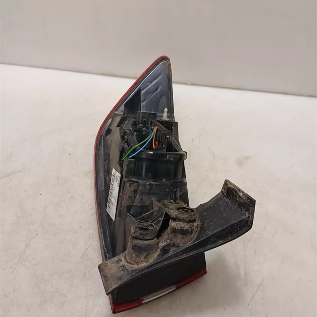 Fanale posteriore parte esterno destro