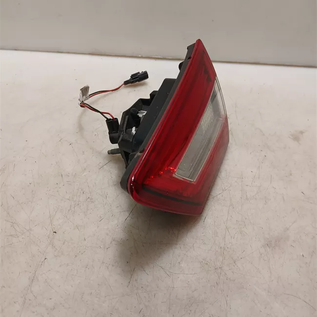 Fanale posteriore parte interno destro