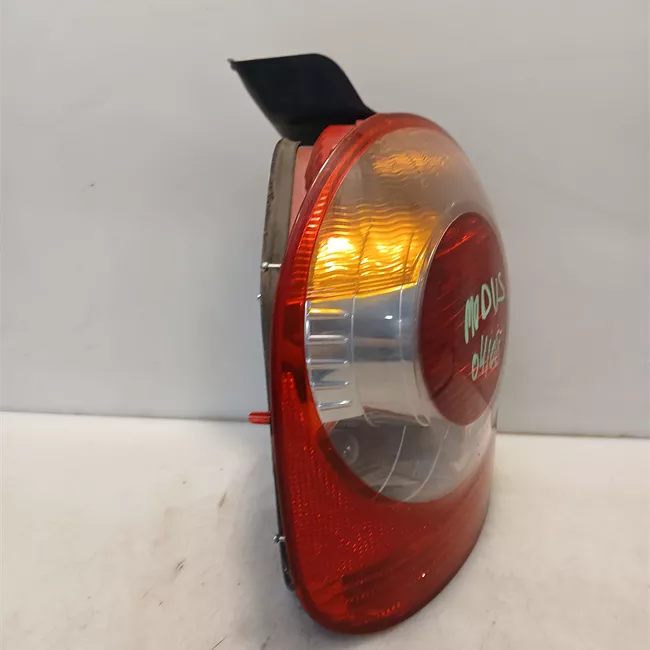 Fanale posteriore sinistro