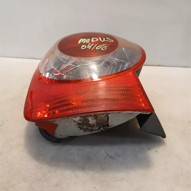 Fanale posteriore sinistro