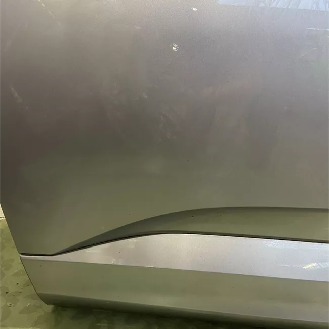 Porta anteriore sinistra