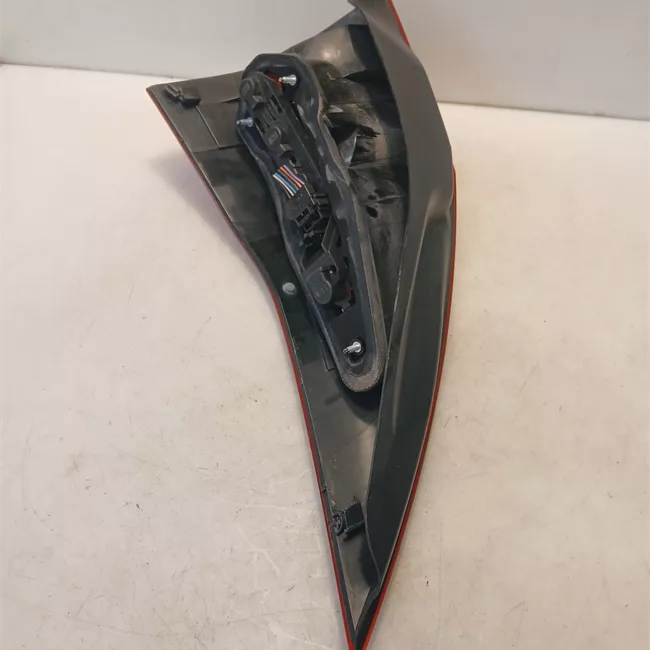 Fanale posteriore sinistro