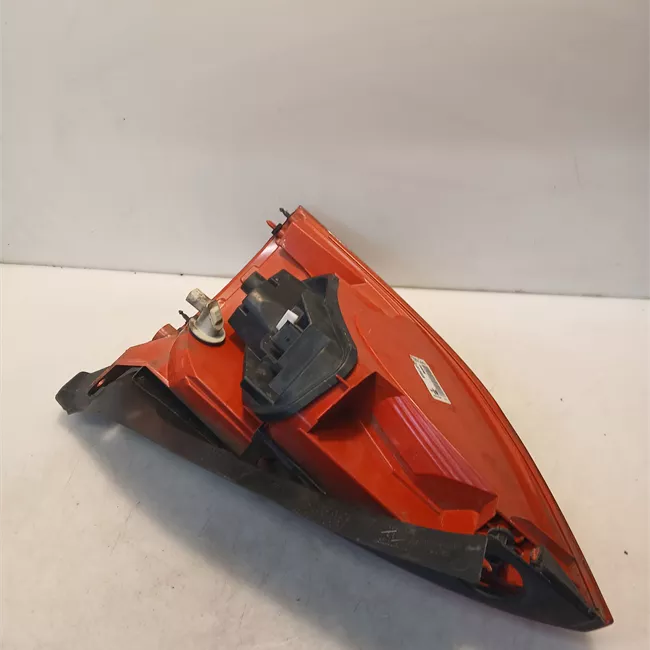 Fanale posteriore sinistro