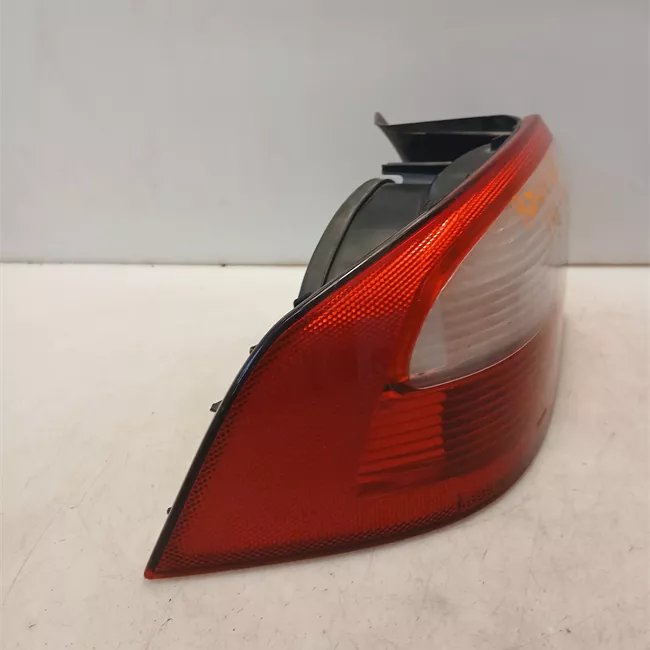 Fanale posteriore parte esterno sinistro