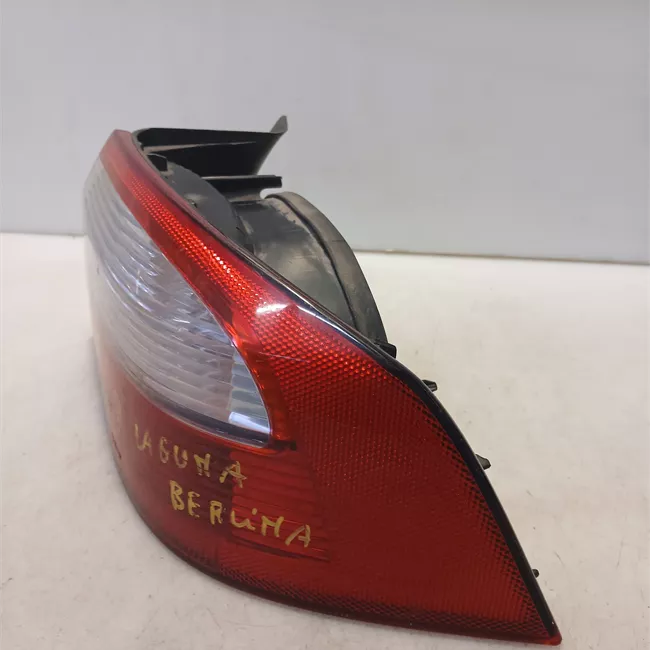 Fanale posteriore parte esterno destro