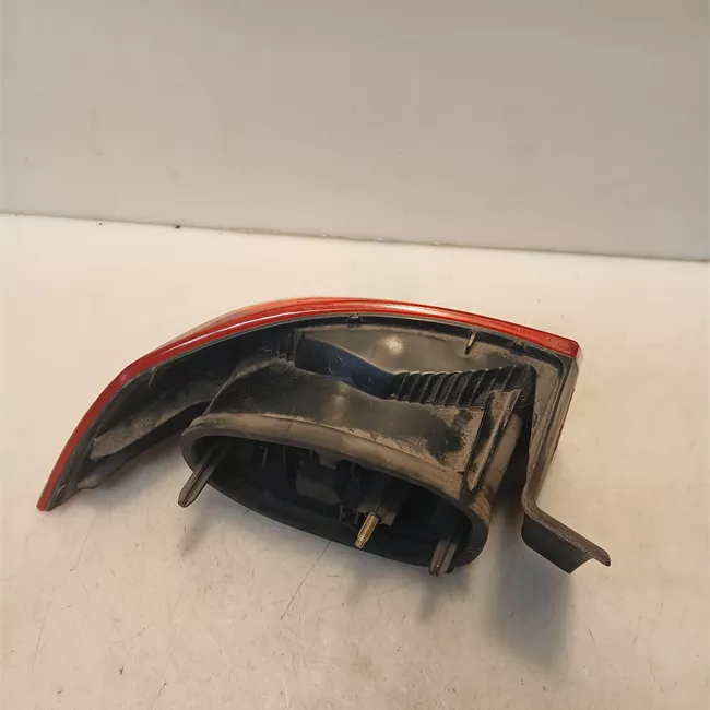 Fanale posteriore parte esterno destro