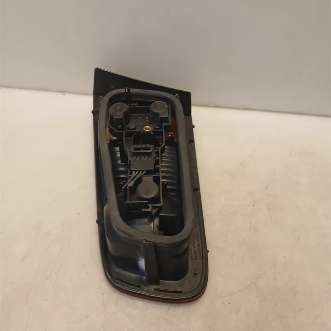 Fanale posteriore parte interno sinistro