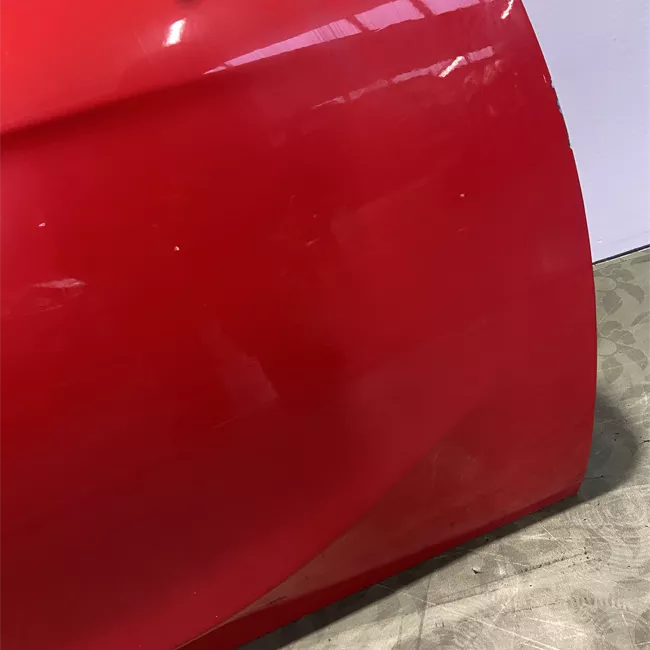 Porta anteriore destra