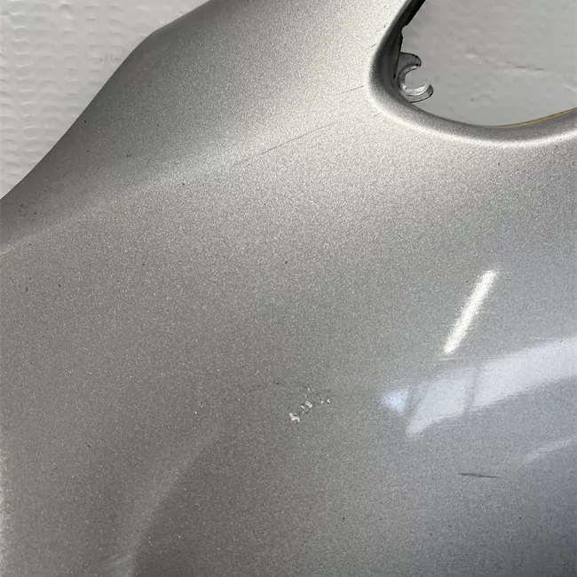 Parafango anteriore sinistro