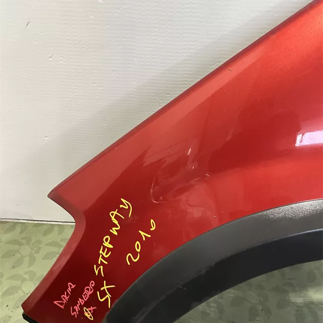 Parafango anteriore sinistro