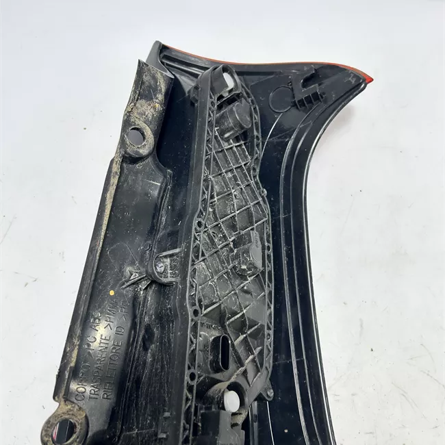 Fanale posteriore sinistro