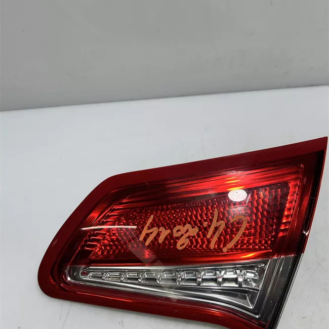 Fanale posteriore parte interno destro