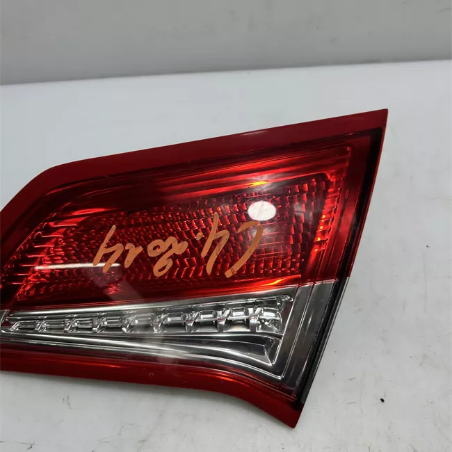 Fanale posteriore parte interno destro