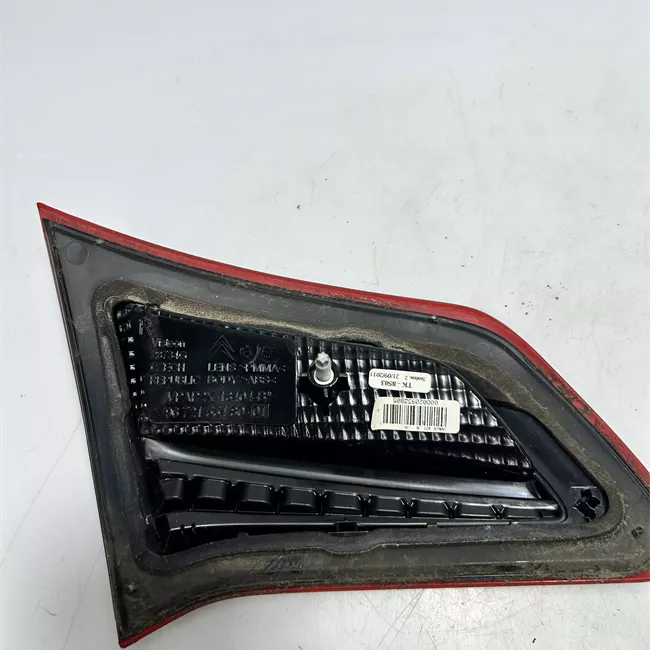 Fanale posteriore parte interno destro