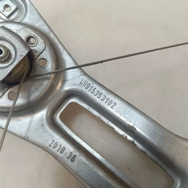 Alzacristallo porta posteriore sinistro