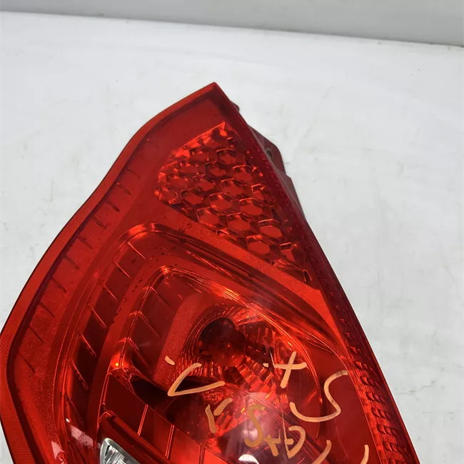 Fanale posteriore sinistro