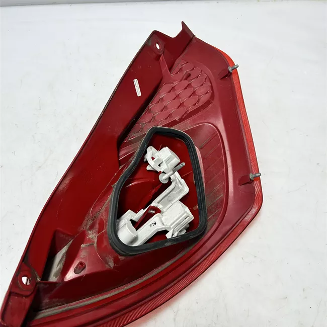 Fanale posteriore sinistro