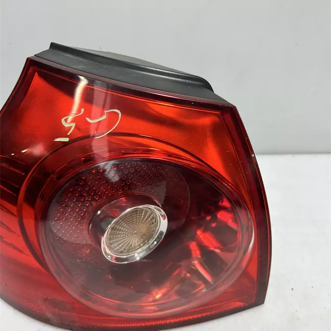 Fanale posteriore parte esterno sinistro VALEO