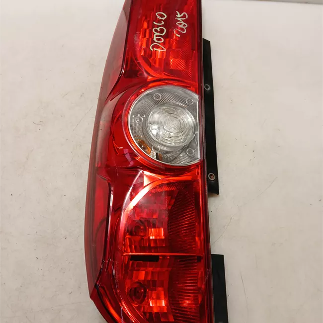 Fanale posteriore sinistro