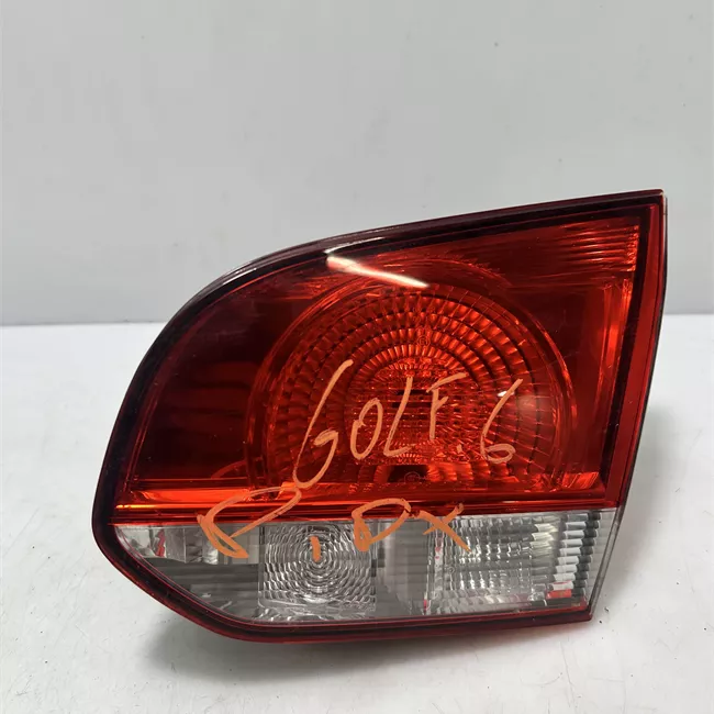 Fanale posteriore parte interno destro HELLA