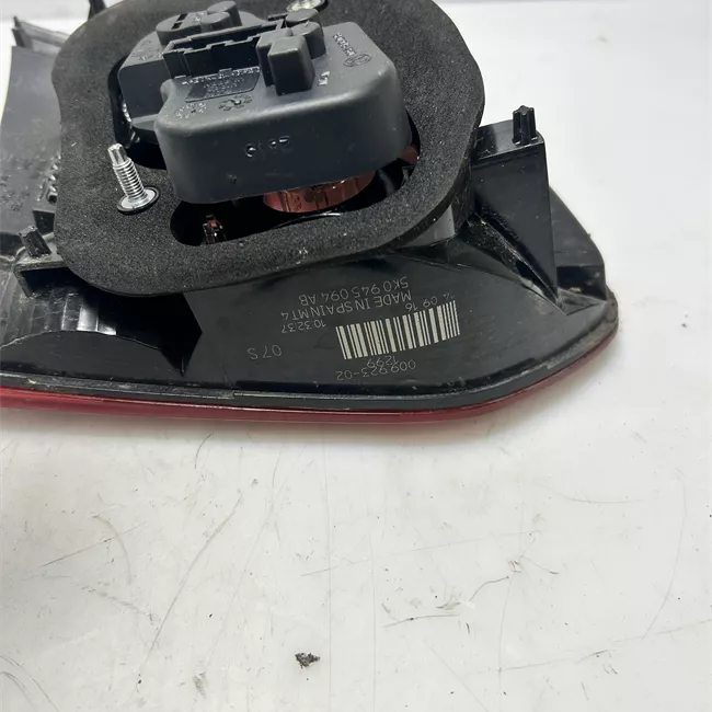 Fanale posteriore parte interno destro HELLA