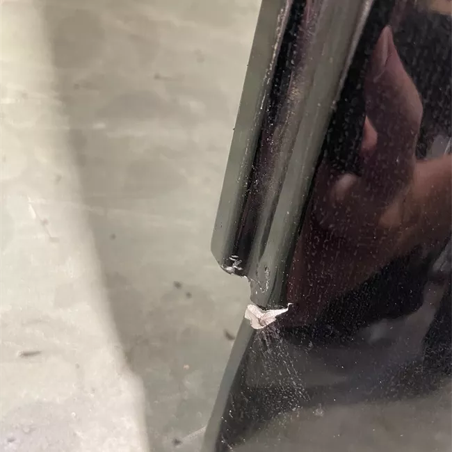 Parafango anteriore destro