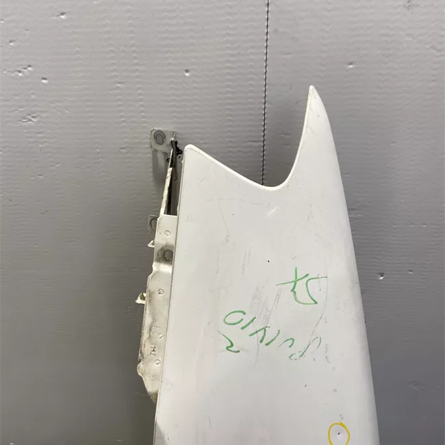 Parafango anteriore sinistro