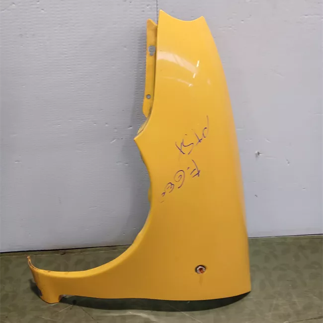 Parafango anteriore sinistro