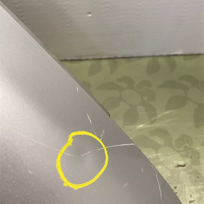 Parafango anteriore destro