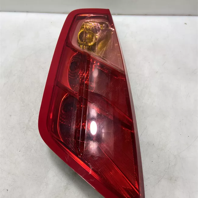 Fanale posteriore sinistro