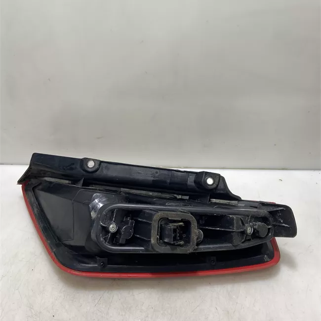 Fanale posteriore sinistro