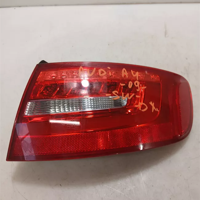 Fanale posteriore parte esterno destro con led