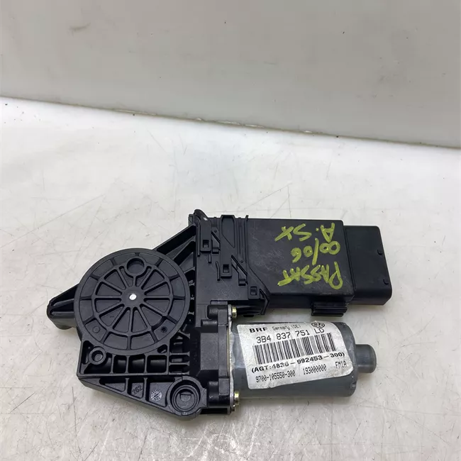 Motorino alzacristallo porta anteriore sinistro