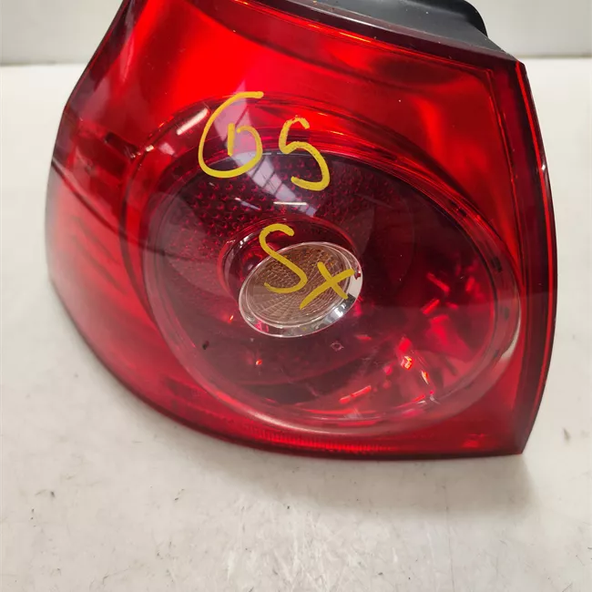 Fanale posteriore parte esterno sinistro