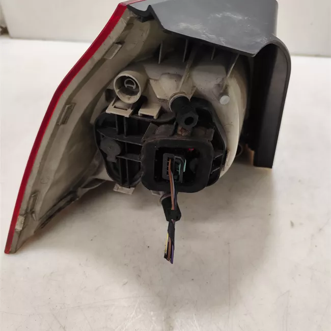 Fanale posteriore parte esterno destro