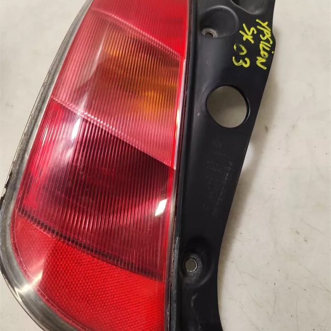 Fanale posteriore sinistro