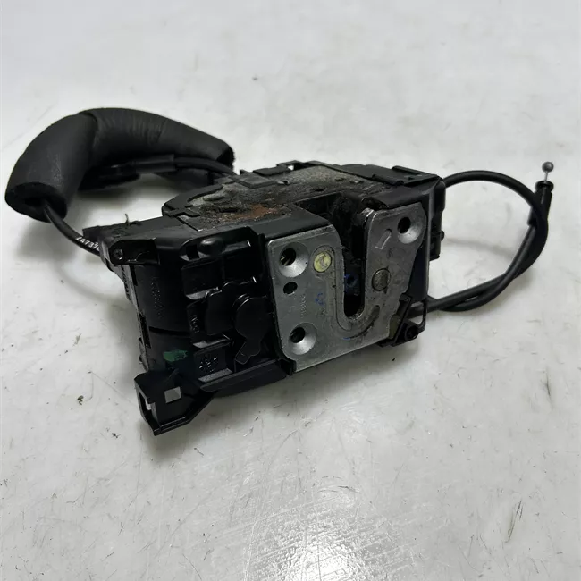 Serratura porta posteriore destra con bloccaggio elettromagnetico