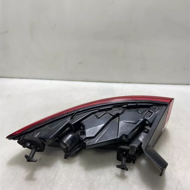 Fanale posteriore parte esterno destro