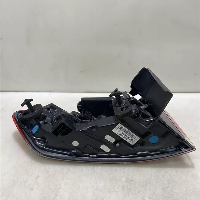 Fanale posteriore parte esterno destro