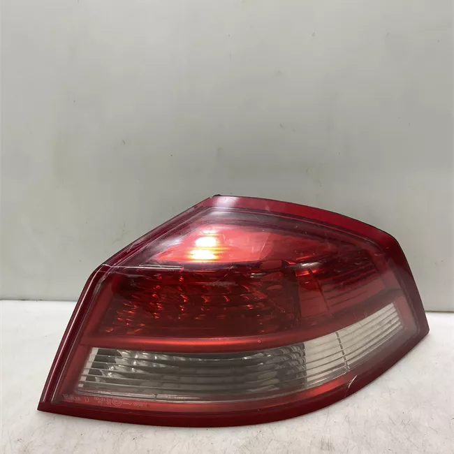 Fanale posteriore parte esterno destro