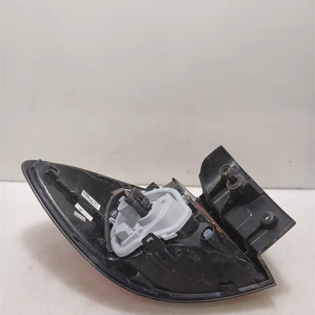 Fanale posteriore parte esterno destro