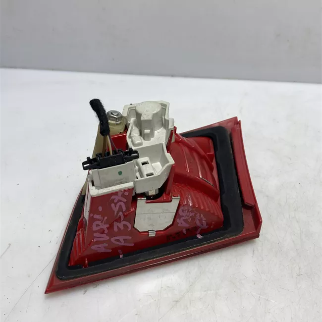 Fanale posteriore parte interno sinistro