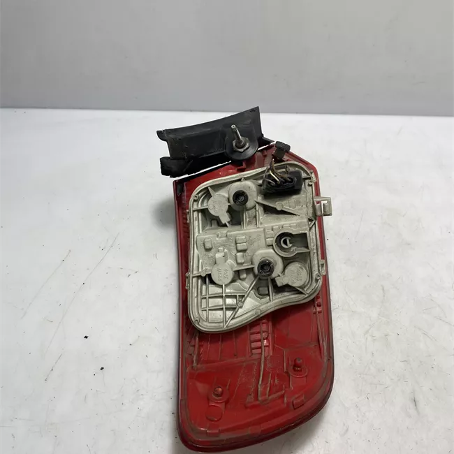 Fanale posteriore parte esterno destro