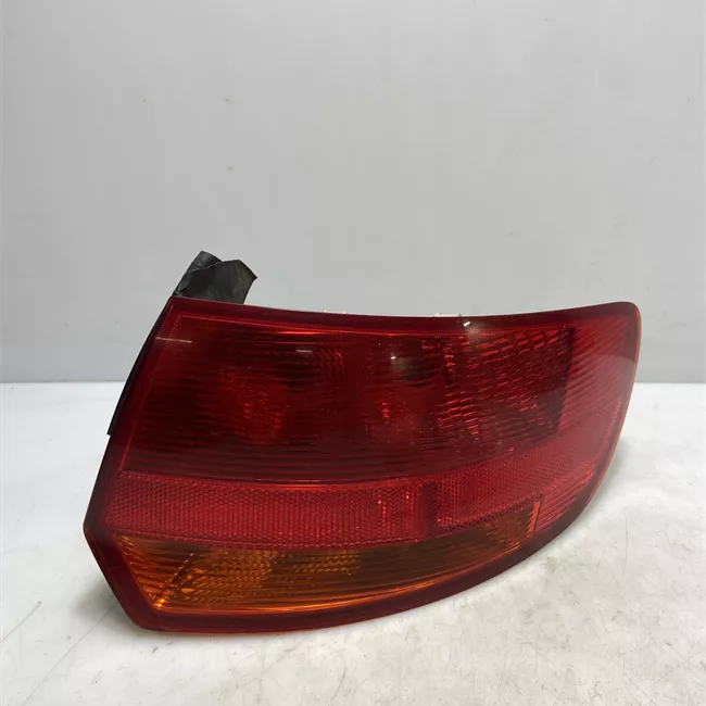 Fanale posteriore parte esterno destro