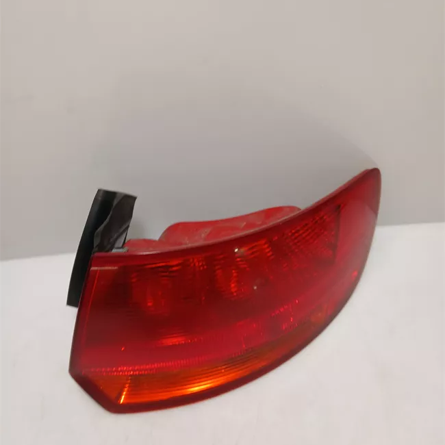 Fanale posteriore parte esterno destro