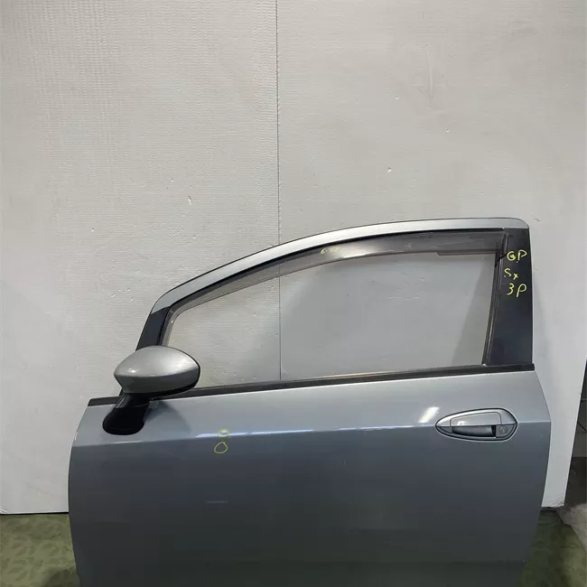 Porta anteriore sinistra