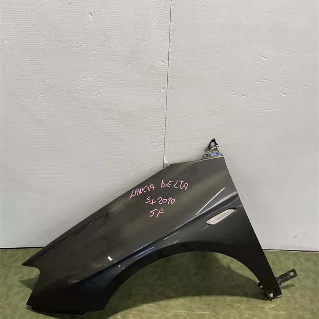 Parafango anteriore sinistro