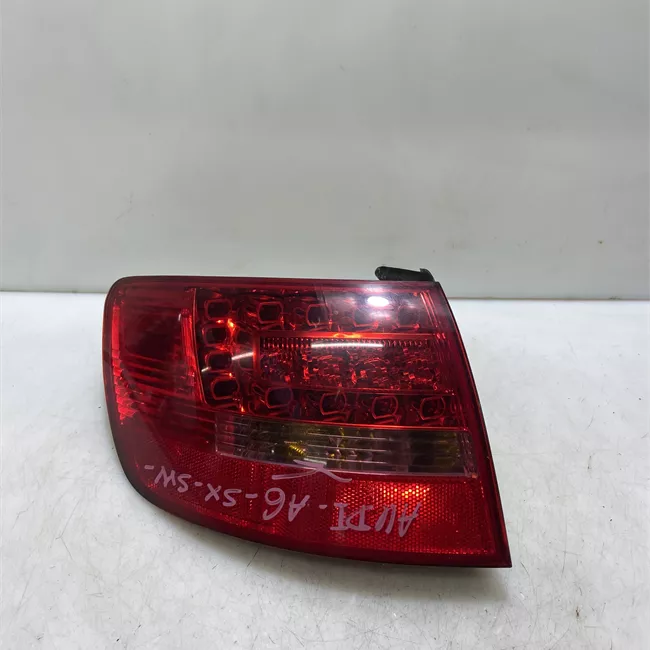 Fanale posteriore parte esterno sinistro con led